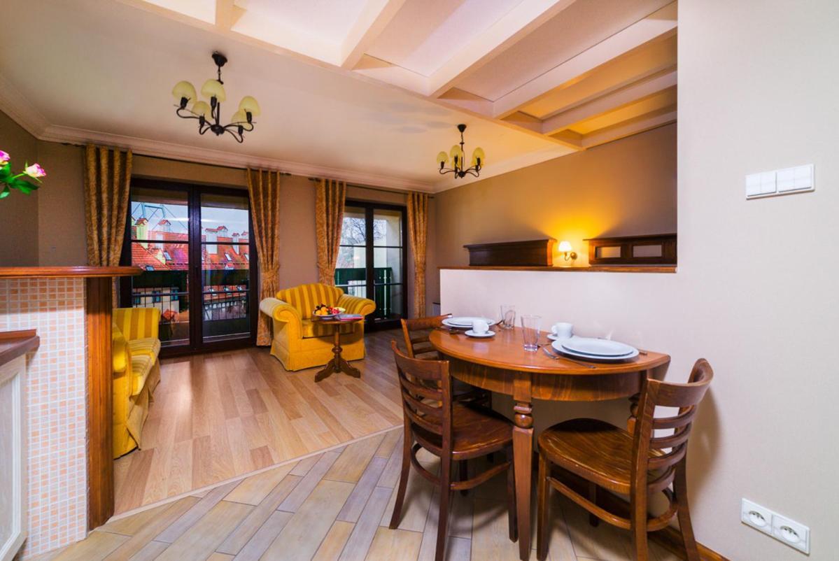 Apartamenty Portowe Mikołajki Kültér fotó